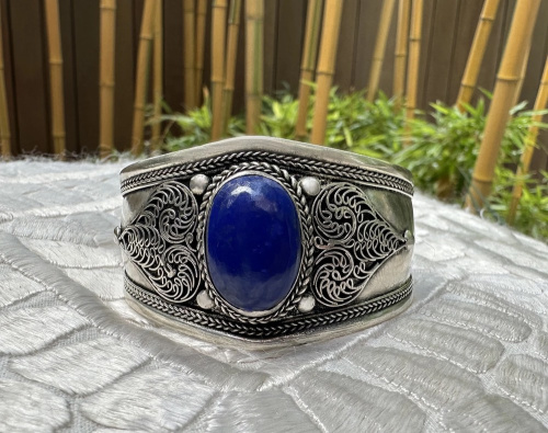 il_1588xn_5115592766_2820