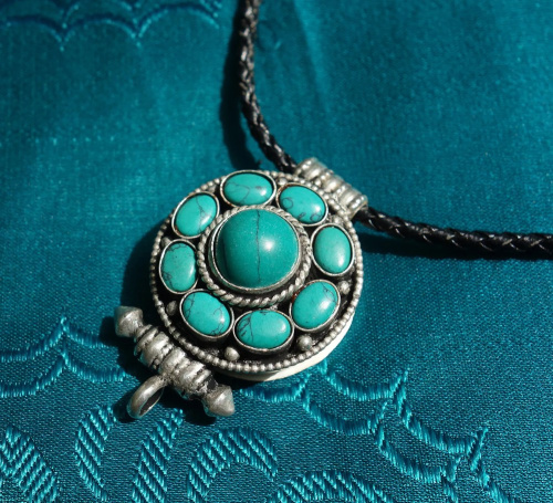 il_1588xn_6039388941_6mso